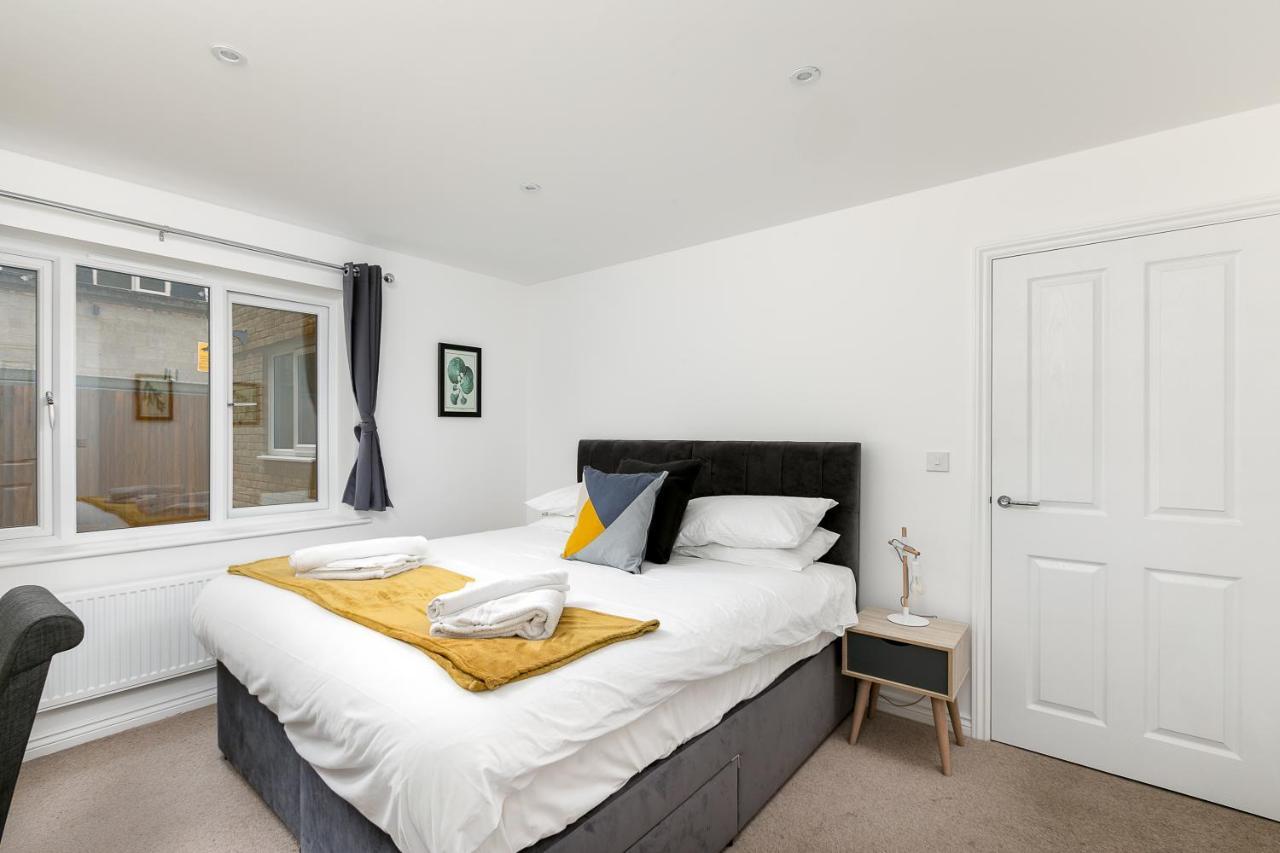 Hertford Serviced Apartments แวร์ ภายนอก รูปภาพ