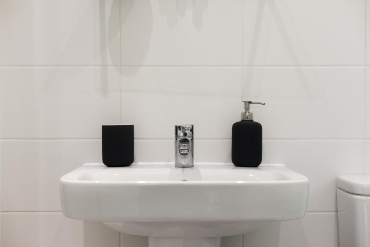 Hertford Serviced Apartments แวร์ ภายนอก รูปภาพ