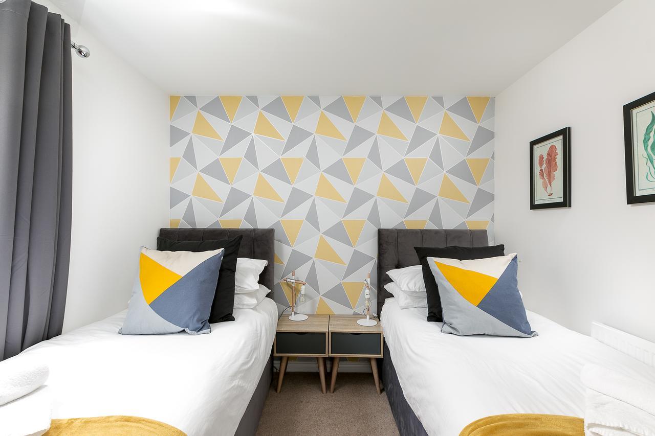 Hertford Serviced Apartments แวร์ ภายนอก รูปภาพ
